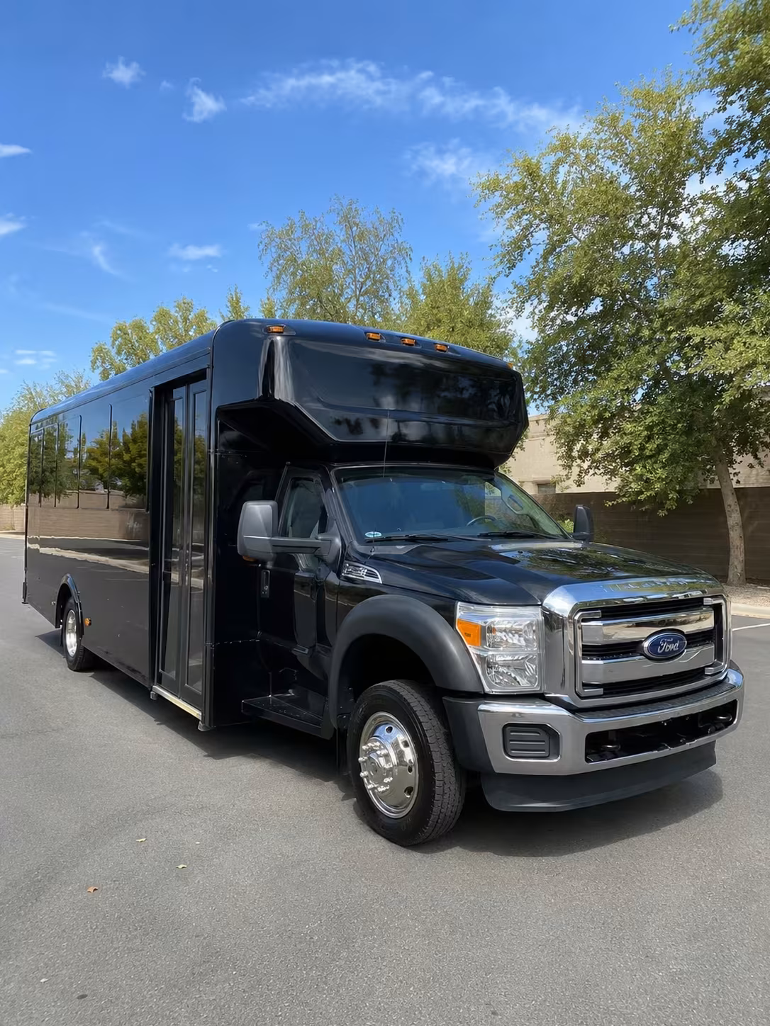 athens party bus rentals that keep your concert group together